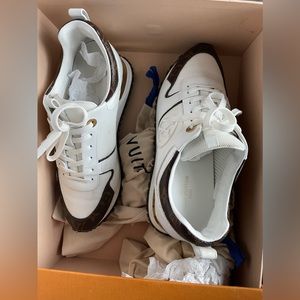 Louis Vuitton Run Away Sneaker | Size 38.5